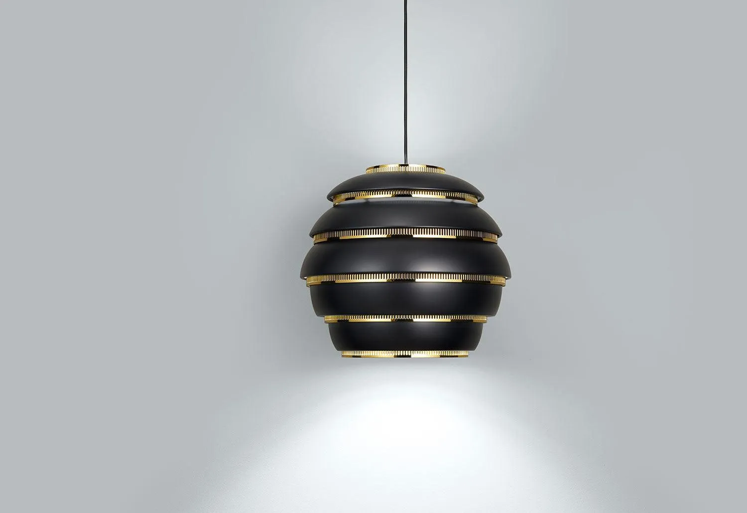 Elegant A331 Beehive-Inspired Hanging Pendant Light