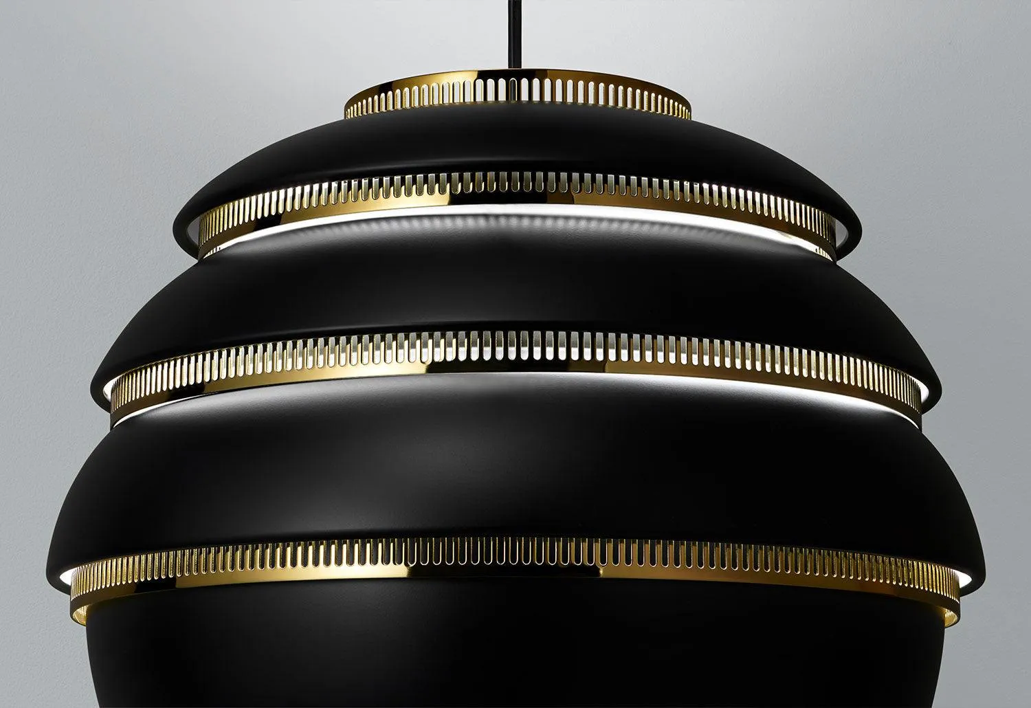 Elegant A331 Beehive-Inspired Hanging Pendant Light