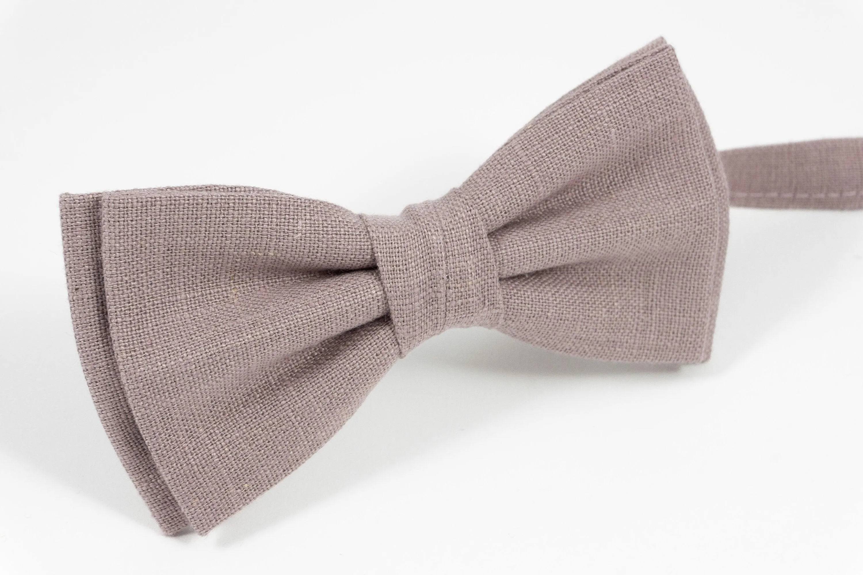Mauve Pink wedding bow ties for groomsmen
