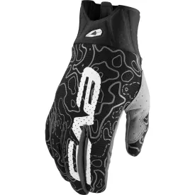 Yeti Glove